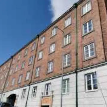 Light, Views, Comfort And Design In Centre *